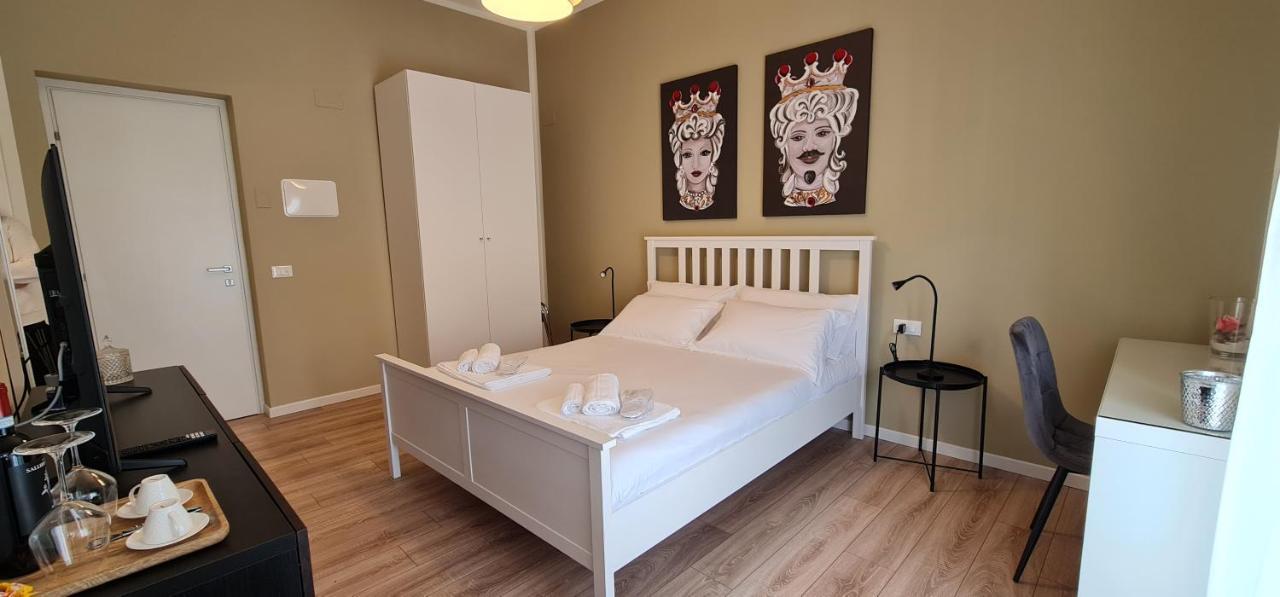 Di Fresco Apartments - Holiday House Palermo Ngoại thất bức ảnh